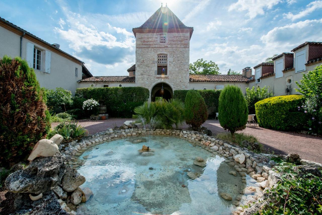 Logis Hotel Le Prince Noir Сериньяк-сюр-Гарон Экстерьер фото
